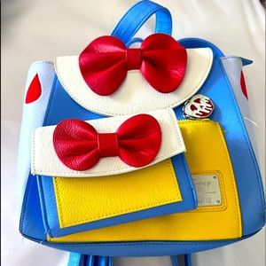 Rare Disney Loungefly Snow White backpack with wallet